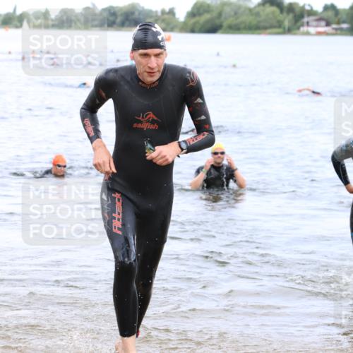 16.06.2024 - 26. Vierlanden-Triathlon Strokosch-Dieckow http://msf.ph/oto/6329577 16.06.2024 11:06:48 Schwimmen 381, 419, 432, 452, 381, 419, 432, 452 meine-sportfotos.de