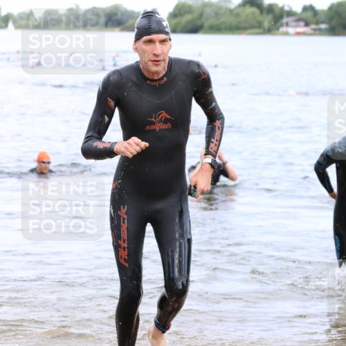 16.06.2024 - 26. Vierlanden-Triathlon Strokosch-Dieckow http://msf.ph/oto/6329594 16.06.2024 11:06:48 Schwimmen 381, 419, 432, 452, 381, 419, 432, 452 meine-sportfotos.de