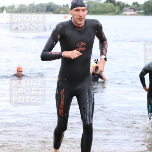 16.06.2024 - 26. Vierlanden-Triathlon Strokosch-Dieckow http://msf.ph/oto/6329602 16.06.2024 11:06:48 Schwimmen 381, 419, 432, 452, 381, 419, 432, 452 meine-sportfotos.de