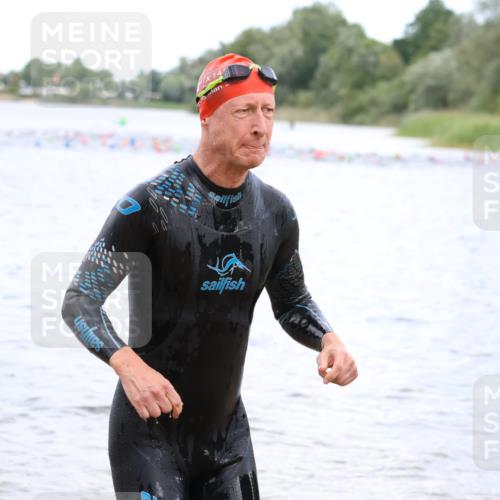 16.06.2024 - 26. Vierlanden-Triathlon Strokosch-Dieckow http://msf.ph/oto/6329616 16.06.2024 11:06:51 Schwimmen 381, 419, 432, 452, 381, 419, 432, 452 meine-sportfotos.de
