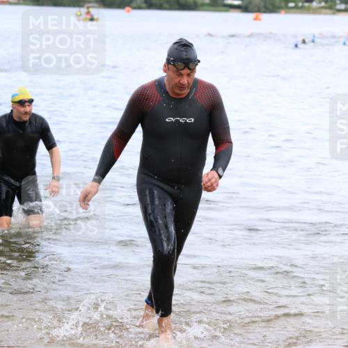 16.06.2024 - 26. Vierlanden-Triathlon Strokosch-Dieckow http://msf.ph/oto/6329641 16.06.2024 11:06:54 Schwimmen 381, 404, 419, 432, 452, 381, 404, 419, 432, 452 meine-sportfotos.de