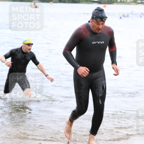 16.06.2024 - 26. Vierlanden-Triathlon Strokosch-Dieckow http://msf.ph/oto/6329676 16.06.2024 11:06:54 Schwimmen 381, 404, 419, 432, 452, 381, 404, 419, 432, 452 meine-sportfotos.de