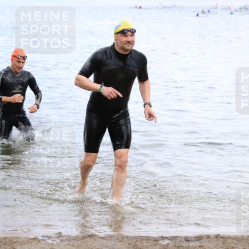 16.06.2024 - 26. Vierlanden-Triathlon Strokosch-Dieckow http://msf.ph/oto/6329685 16.06.2024 11:06:57 Schwimmen 367, 381, 404, 419, 432, 452, 367, 381, 404, 419, 432, 452 meine-sportfotos.de