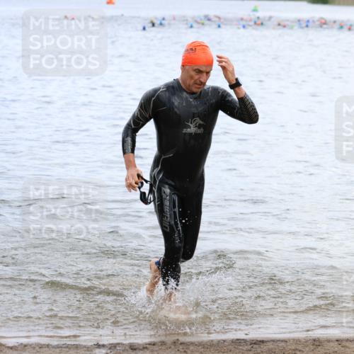 16.06.2024 - 26. Vierlanden-Triathlon Strokosch-Dieckow http://msf.ph/oto/6329771 16.06.2024 11:07:00 Schwimmen 367, 381, 404, 432, 452, 367, 381, 404, 432, 452 meine-sportfotos.de