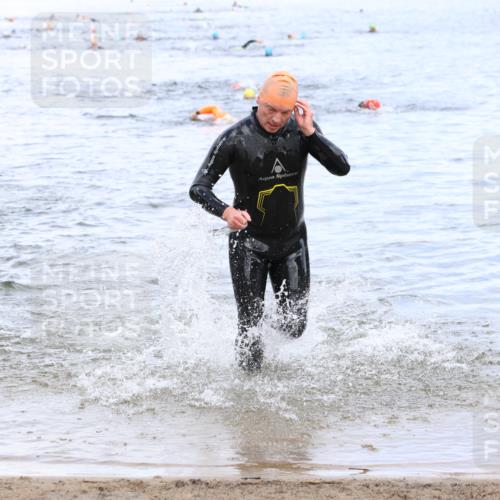 16.06.2024 - 26. Vierlanden-Triathlon Strokosch-Dieckow http://msf.ph/oto/6329824 16.06.2024 11:07:10 Schwimmen 367, 404, 420, 367, 404, 420 meine-sportfotos.de