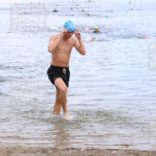 16.06.2024 - 26. Vierlanden-Triathlon Strokosch-Dieckow http://msf.ph/oto/6329869 16.06.2024 11:07:13 Schwimmen 367, 404, 420, 367, 404, 420 meine-sportfotos.de