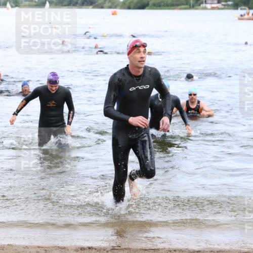 16.06.2024 - 26. Vierlanden-Triathlon Strokosch-Dieckow http://msf.ph/oto/6330332 16.06.2024 11:08:29 Schwimmen 365, 377, 414, 433, 456, 457, 1276, 365, 377, 414, 433, 456, 457, 1276 meine-sportfotos.de