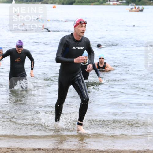 16.06.2024 - 26. Vierlanden-Triathlon Strokosch-Dieckow http://msf.ph/oto/6330341 16.06.2024 11:08:29 Schwimmen 365, 377, 414, 433, 456, 457, 1276, 365, 377, 414, 433, 456, 457, 1276 meine-sportfotos.de