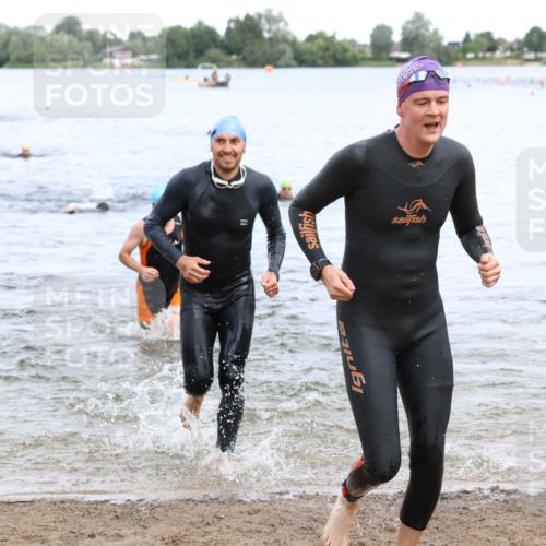 16.06.2024 - 26. Vierlanden-Triathlon Strokosch-Dieckow http://msf.ph/oto/6330452 16.06.2024 11:08:33 Schwimmen 365, 377, 433, 454, 456, 457, 1276, 365, 377, 433, 454, 456, 457, 1276 meine-sportfotos.de