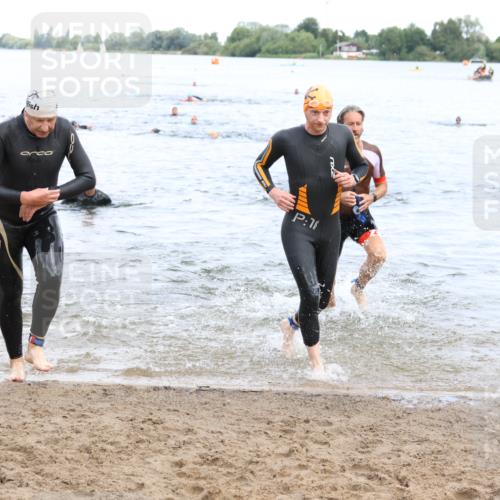16.06.2024 - 26. Vierlanden-Triathlon Strokosch-Dieckow http://msf.ph/oto/6330557 16.06.2024 11:08:44 Schwimmen 359, 365, 366, 433, 454, 456, 457, 462, 470, 1276, 359, 365, 366, 433, 454, 456, 457, 462, 470, 1276 meine-sportfotos.de