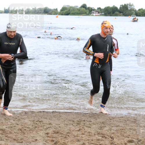 16.06.2024 - 26. Vierlanden-Triathlon Strokosch-Dieckow http://msf.ph/oto/6330579 16.06.2024 11:08:45 Schwimmen 359, 366, 433, 443, 454, 456, 457, 462, 470, 359, 366, 433, 443, 454, 456, 457, 462, 470 meine-sportfotos.de