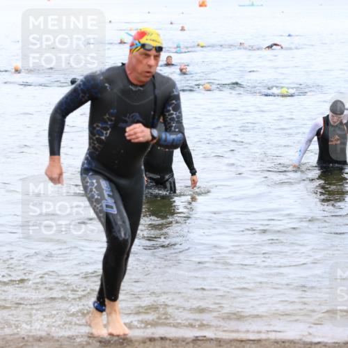 16.06.2024 - 26. Vierlanden-Triathlon Strokosch-Dieckow http://msf.ph/oto/6330648 16.06.2024 11:08:49 Schwimmen 359, 366, 433, 443, 454, 456, 462, 470, 359, 366, 433, 443, 454, 456, 462, 470 meine-sportfotos.de