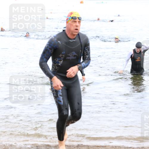 16.06.2024 - 26. Vierlanden-Triathlon Strokosch-Dieckow http://msf.ph/oto/6330662 16.06.2024 11:08:49 Schwimmen 359, 366, 433, 443, 454, 456, 462, 470, 359, 366, 433, 443, 454, 456, 462, 470 meine-sportfotos.de