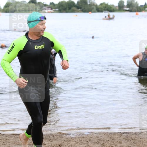 16.06.2024 - 26. Vierlanden-Triathlon Strokosch-Dieckow http://msf.ph/oto/6330692 16.06.2024 11:08:52 Schwimmen 359, 366, 443, 462, 470, 359, 366, 443, 462, 470 meine-sportfotos.de