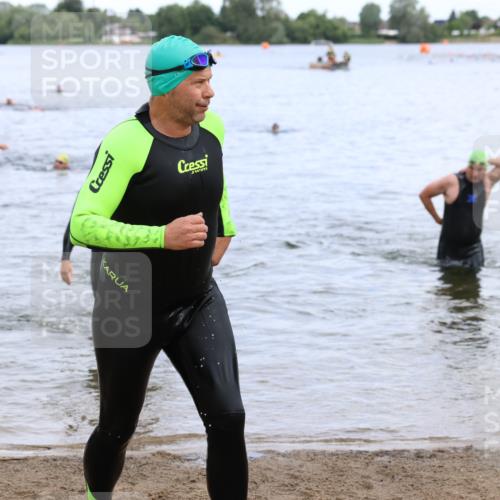 16.06.2024 - 26. Vierlanden-Triathlon Strokosch-Dieckow http://msf.ph/oto/6330705 16.06.2024 11:08:52 Schwimmen 359, 366, 443, 462, 470, 359, 366, 443, 462, 470 meine-sportfotos.de