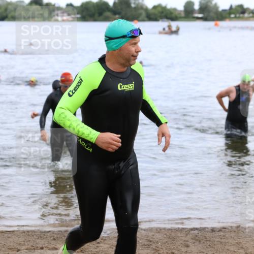 16.06.2024 - 26. Vierlanden-Triathlon Strokosch-Dieckow http://msf.ph/oto/6330712 16.06.2024 11:08:52 Schwimmen 359, 366, 443, 462, 470, 359, 366, 443, 462, 470 meine-sportfotos.de