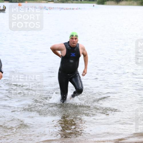 16.06.2024 - 26. Vierlanden-Triathlon Strokosch-Dieckow http://msf.ph/oto/6330719 16.06.2024 11:08:56 Schwimmen 359, 366, 429, 442, 443, 453, 462, 470, 359, 366, 429, 442, 443, 453, 462, 470 meine-sportfotos.de