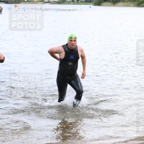 16.06.2024 - 26. Vierlanden-Triathlon Strokosch-Dieckow http://msf.ph/oto/6330727 16.06.2024 11:08:56 Schwimmen 359, 366, 429, 442, 443, 453, 462, 470, 359, 366, 429, 442, 443, 453, 462, 470 meine-sportfotos.de