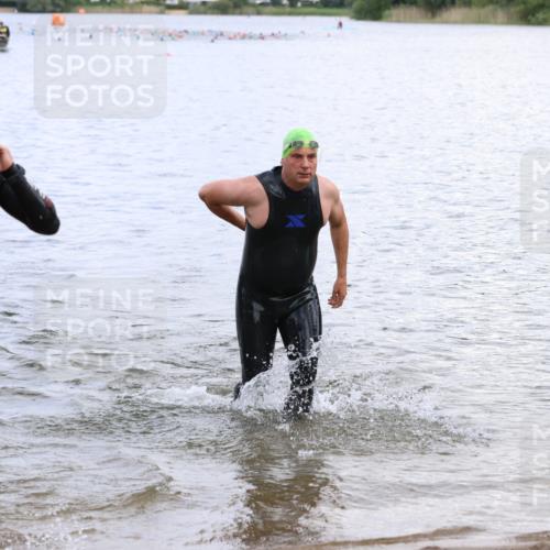 16.06.2024 - 26. Vierlanden-Triathlon Strokosch-Dieckow http://msf.ph/oto/6330743 16.06.2024 11:08:56 Schwimmen 359, 366, 429, 442, 443, 453, 462, 470, 359, 366, 429, 442, 443, 453, 462, 470 meine-sportfotos.de
