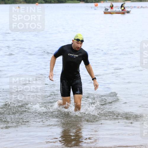 16.06.2024 - 26. Vierlanden-Triathlon Strokosch-Dieckow http://msf.ph/oto/6330837 16.06.2024 11:09:13 Schwimmen 410, 429, 442, 453, 410, 429, 442, 453 meine-sportfotos.de