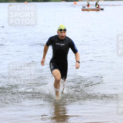 16.06.2024 - 26. Vierlanden-Triathlon Strokosch-Dieckow http://msf.ph/oto/6330852 16.06.2024 11:09:13 Schwimmen 410, 429, 442, 453, 410, 429, 442, 453 meine-sportfotos.de