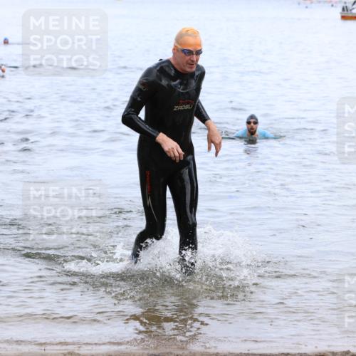 16.06.2024 - 26. Vierlanden-Triathlon Strokosch-Dieckow http://msf.ph/oto/6330889 16.06.2024 11:09:19 Schwimmen 380, 391, 398, 410, 380, 391, 398, 410 meine-sportfotos.de