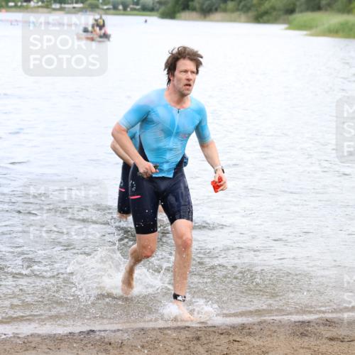 16.06.2024 - 26. Vierlanden-Triathlon Strokosch-Dieckow http://msf.ph/oto/6330949 16.06.2024 11:09:29 Schwimmen 364, 380, 391, 398, 437, 471, 364, 380, 391, 398, 437, 471 meine-sportfotos.de