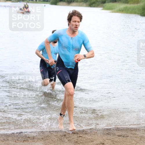 16.06.2024 - 26. Vierlanden-Triathlon Strokosch-Dieckow http://msf.ph/oto/6330969 16.06.2024 11:09:29 Schwimmen 364, 380, 391, 398, 437, 471, 364, 380, 391, 398, 437, 471 meine-sportfotos.de