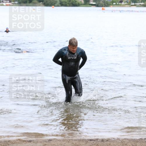16.06.2024 - 26. Vierlanden-Triathlon Strokosch-Dieckow http://msf.ph/oto/6331048 16.06.2024 11:09:34 Schwimmen 364, 370, 380, 391, 398, 399, 437, 471, 735, 364, 370, 380, 391, 398, 399, 437, 471, 735 meine-sportfotos.de