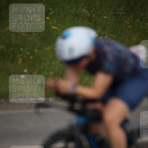 16.06.2024 - 26. Vierlanden-Triathlon Jannik Wohlers http://msf.ph/oto/6331155 16.06.2024 10:39:18 Radfahren 63, 226 meine-sportfotos.de