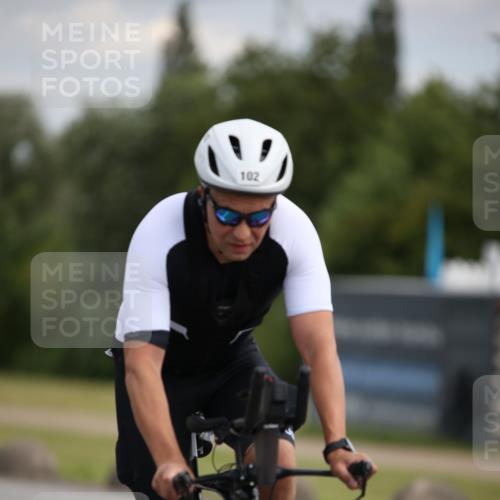 16.06.2024 - 26. Vierlanden-Triathlon Jannik Wohlers http://msf.ph/oto/6331189 16.06.2024 10:39:42 Radfahren 46, 79, 102, 119, 143 meine-sportfotos.de