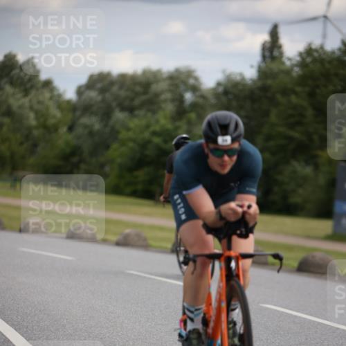 16.06.2024 - 26. Vierlanden-Triathlon Jannik Wohlers http://msf.ph/oto/6331220 16.06.2024 10:39:56 Radfahren 39, 140, 170 meine-sportfotos.de