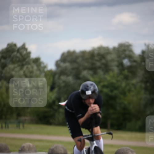 16.06.2024 - 26. Vierlanden-Triathlon Jannik Wohlers http://msf.ph/oto/6331272 16.06.2024 10:41:12 Radfahren 67, 71, 217, 225 meine-sportfotos.de