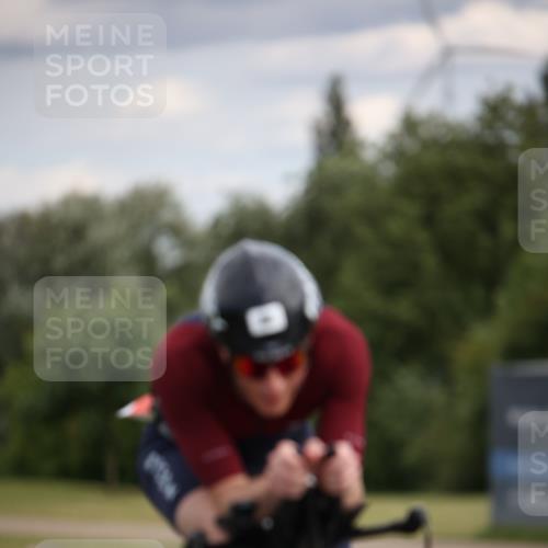 16.06.2024 - 26. Vierlanden-Triathlon Jannik Wohlers http://msf.ph/oto/6331326 16.06.2024 10:41:16 Radfahren 71, 86, 217 meine-sportfotos.de