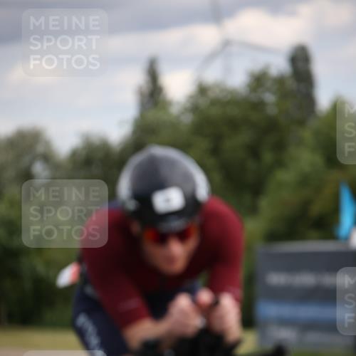 16.06.2024 - 26. Vierlanden-Triathlon Jannik Wohlers http://msf.ph/oto/6331331 16.06.2024 10:41:16 Radfahren 71, 86, 217 meine-sportfotos.de