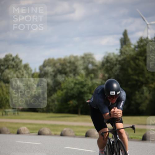 16.06.2024 - 26. Vierlanden-Triathlon Jannik Wohlers http://msf.ph/oto/6331396 16.06.2024 10:49:50 Radfahren 14, 84, 106, 108 meine-sportfotos.de