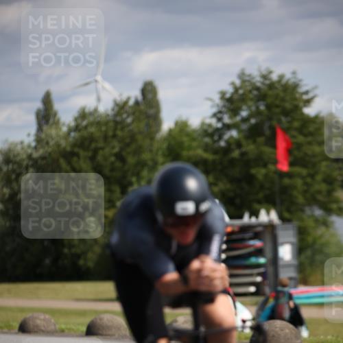 16.06.2024 - 26. Vierlanden-Triathlon Jannik Wohlers http://msf.ph/oto/6331414 16.06.2024 10:49:51 Radfahren 14, 84, 106, 108 meine-sportfotos.de