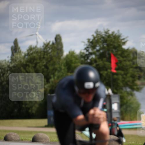 16.06.2024 - 26. Vierlanden-Triathlon Jannik Wohlers http://msf.ph/oto/6331416 16.06.2024 10:49:51 Radfahren 14, 84, 106, 108 meine-sportfotos.de