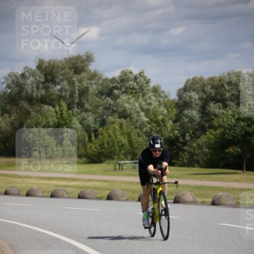 16.06.2024 - 26. Vierlanden-Triathlon Jannik Wohlers http://msf.ph/oto/6331445 16.06.2024 10:50:14 Radfahren 135, 197, 212 meine-sportfotos.de