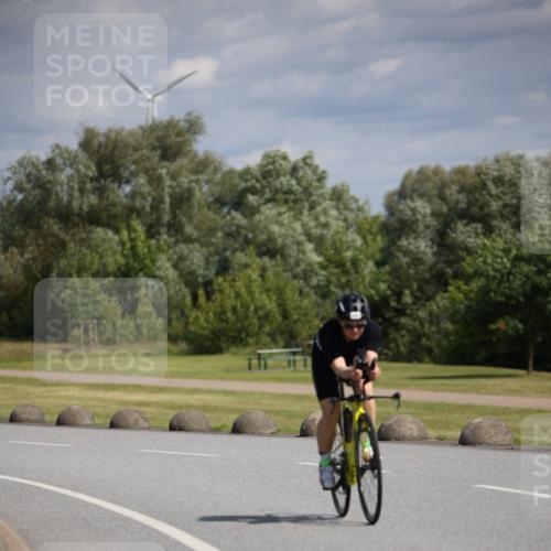 16.06.2024 - 26. Vierlanden-Triathlon Jannik Wohlers http://msf.ph/oto/6331448 16.06.2024 10:50:14 Radfahren 135, 197, 212 meine-sportfotos.de