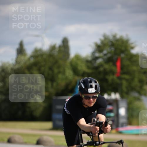 16.06.2024 - 26. Vierlanden-Triathlon Jannik Wohlers http://msf.ph/oto/6331455 16.06.2024 10:50:16 Radfahren 135, 197, 212 meine-sportfotos.de