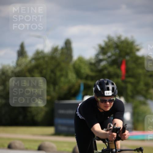 16.06.2024 - 26. Vierlanden-Triathlon Jannik Wohlers http://msf.ph/oto/6331457 16.06.2024 10:50:16 Radfahren 135, 197, 212 meine-sportfotos.de