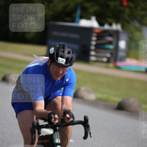 16.06.2024 - 26. Vierlanden-Triathlon Jannik Wohlers http://msf.ph/oto/6331475 16.06.2024 10:50:43 Radfahren 156, 202 meine-sportfotos.de