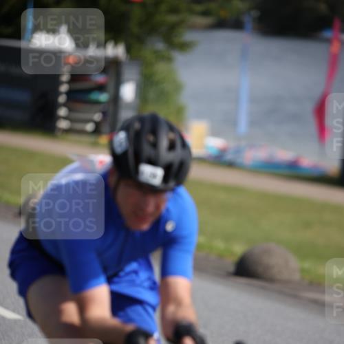 16.06.2024 - 26. Vierlanden-Triathlon Jannik Wohlers http://msf.ph/oto/6331489 16.06.2024 10:50:44 Radfahren 156, 202 meine-sportfotos.de