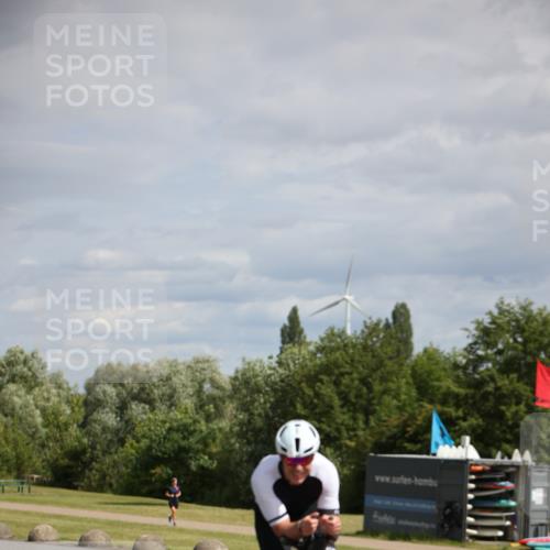16.06.2024 - 26. Vierlanden-Triathlon Jannik Wohlers http://msf.ph/oto/6331575 16.06.2024 10:54:28 Radfahren 9, 144, 160 meine-sportfotos.de