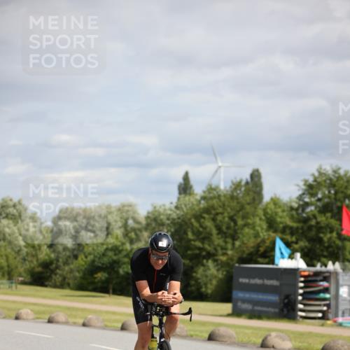 16.06.2024 - 26. Vierlanden-Triathlon Jannik Wohlers http://msf.ph/oto/6331602 16.06.2024 10:54:30 Radfahren 9, 56, 144, 160 meine-sportfotos.de