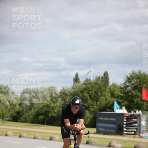 16.06.2024 - 26. Vierlanden-Triathlon Jannik Wohlers http://msf.ph/oto/6331605 16.06.2024 10:54:31 Radfahren 9, 56, 160 meine-sportfotos.de