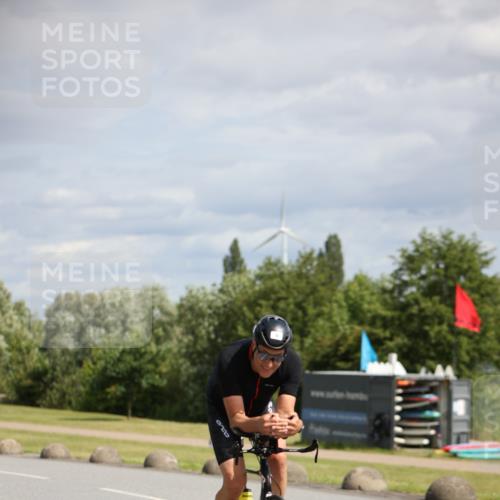 16.06.2024 - 26. Vierlanden-Triathlon Jannik Wohlers http://msf.ph/oto/6331610 16.06.2024 10:54:31 Radfahren 9, 56, 160 meine-sportfotos.de