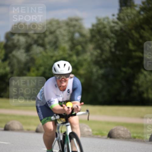 16.06.2024 - 26. Vierlanden-Triathlon Jannik Wohlers http://msf.ph/oto/6331655 16.06.2024 10:54:42 Radfahren 26, 29, 32, 35, 195, 223 meine-sportfotos.de