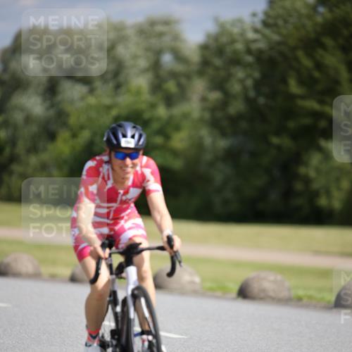 16.06.2024 - 26. Vierlanden-Triathlon Jannik Wohlers http://msf.ph/oto/6331685 16.06.2024 10:54:58 Radfahren 20, 97, 196 meine-sportfotos.de